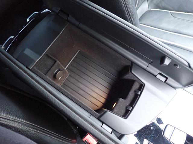 ５シリーズ ５２３ｉ　Ｍスポーツ　ハイラインパッケージ　新品Ｆスポイラー　新品ドアミラーカバー　ブラックグリル　黒革　全席シートヒーター　純正２０ＡＷ（６６９Ｍ）フルセグＴＶ　パーキングアシストプラス／３６０°カメラ　アクティブクルコン　レーンチェンジＷ（59枚目）