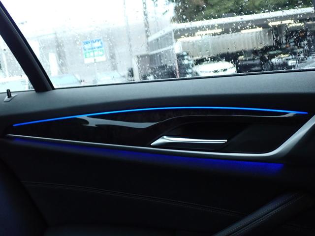 ５シリーズ ５２３ｉ　Ｍスポーツ　ハイラインパッケージ　新品Ｆスポイラー　新品ドアミラーカバー　ブラックグリル　黒革　全席シートヒーター　純正２０ＡＷ（６６９Ｍ）フルセグＴＶ　パーキングアシストプラス／３６０°カメラ　アクティブクルコン　レーンチェンジＷ（62枚目）