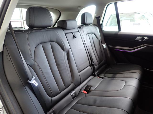 ＢＭＷ在庫保有台数常時１００台以上！ご来店の際はＢＭＷ本店（厚木市下荻野１４０−１）にご来店ください！弊社自慢の全天候型ショールーム！ＢＭＷ在庫保有台数常時１００台以上ございます！