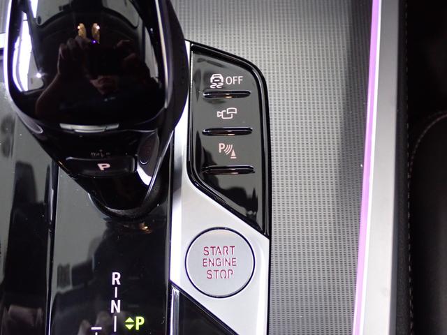 ☆関東運輸局認証工場　自動車分解整備事業　２−６０３０☆☆プッシュプル式板金塗装ブース完備／ＳＴＡＮＤＯＸ製塗料を使用しております☆無料代車３０台完備！各種メンテナンス、板金作業お任せください！