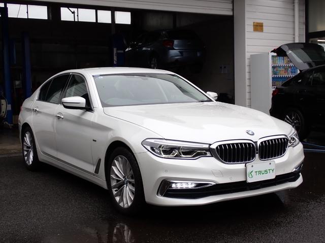 BMW 5 SERIES 523i LUXURY