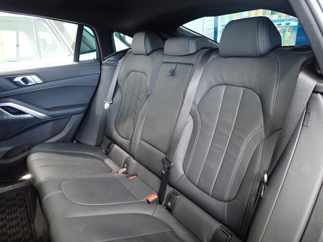 X6 xDrive 35d Mスポーツ プラスPKG 純正OP22インチAW 電動ガラスサンルーフ アイコニックグローキドニーグリル 黒革 全席ヒーター ヘッドアップD AppleCarPlay 360°カメラ 温冷カップホルダー ACC(37枚目)