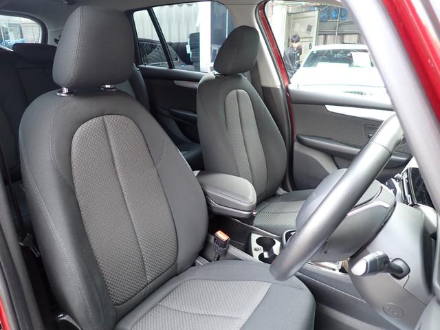 自社塗装ブース【プッシュプル式】も完備しております！塗料は【ＳＴＡＮＤＯＸ（スタンドックス）を使用しております！板金作業もお任せください！無料代車３０台完備しております！