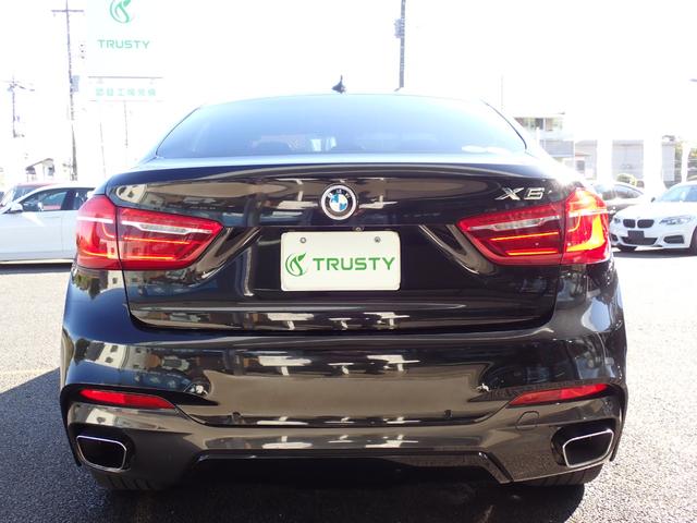 Ｘ６ ｘＤｒｉｖｅ　３５ｉ　Ｍスポーツ　最終型　黒革　全周囲カメラ　ヘッドアップディスプレイ　レーダークルーズ　インテリセーフ　レーンチェンジＷ　パワーバックドア　純正２０インチＡＷ　禁煙車　黒グリル　最終点検Ｒ７年８月ＢＭＷ正規ディーラー（15枚目）