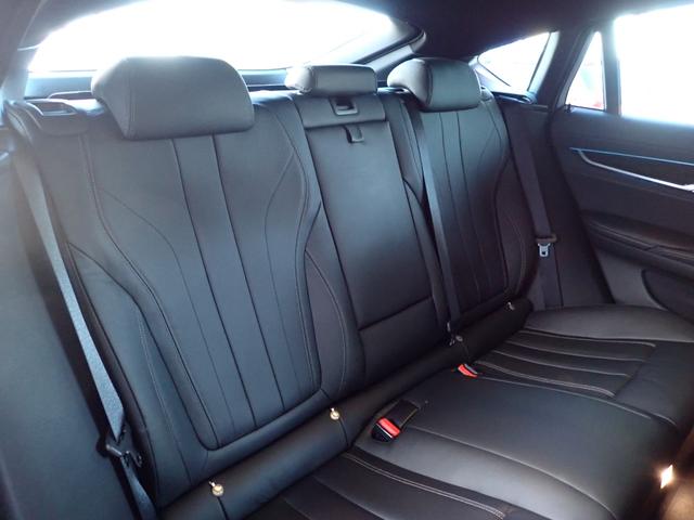 Ｘ６ ｘＤｒｉｖｅ　３５ｉ　Ｍスポーツ　最終型　黒革　全周囲カメラ　ヘッドアップディスプレイ　レーダークルーズ　インテリセーフ　レーンチェンジＷ　パワーバックドア　純正２０インチＡＷ　禁煙車　黒グリル　最終点検Ｒ７年８月ＢＭＷ正規ディーラー（26枚目）