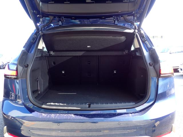 ２シリーズ ２１８ｉアクティブツアラー　エクスクルーシブ　黒革　カーブドディスプレイ　ＡｐｐｌｅＣａｒＰｌａｙ　レーダークルーズ　インテリセーフ　レーンチェンジＷ　パワーバックドア　前後ドラレコ　シートヒーター　最終点検Ｒ６年１０月都内ＢＭＷディーラー　禁煙（12枚目）