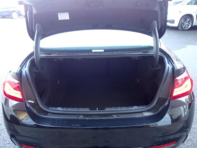 ４シリーズ ４２０ｉクーペ　Ｍスピリット　特別仕様車　後期　１オ－ナ－禁煙　２３ｙ製造ミシュランタイヤ７分山　ＡＣＣ　インテリＪＳ　レーンチェンジＷ　純正前後ドラレコ　バックカメラ　最終点検Ｒ６年１０月双日オート大阪／同ディーラー整備履歴６回（13枚目）