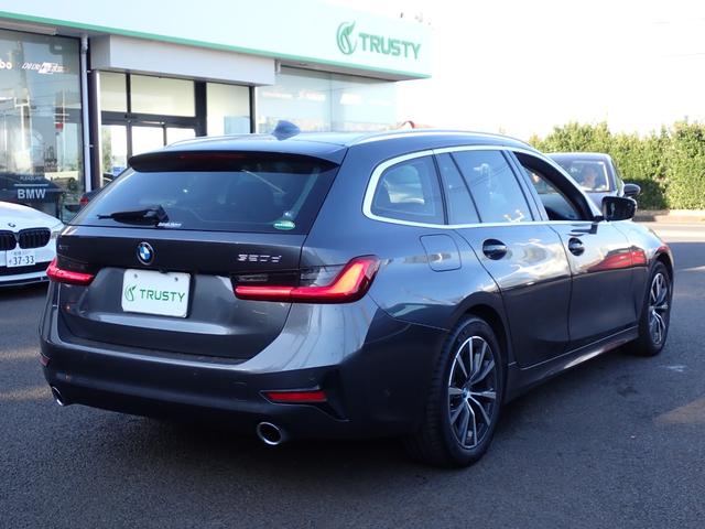3シリーズ 320d xDriveツーリング ハイライン/サウンド/コンフォ-ト/プラスPKG 黒革 シートヒーター Harman/Kardonサウンド フルセグTV パーキングアシストプラス/360°カメラ レ-ダ-クル-ズ パワーバックドア(12枚目)