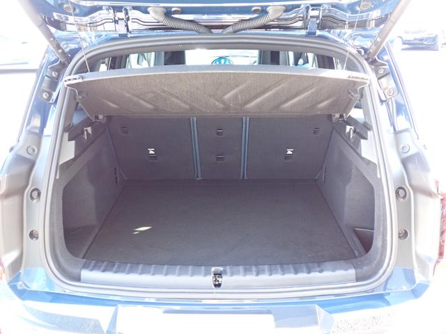 ＭＩＮＩ カントリーマンＤ　フェイバリット・トリム　フェイバリットトリム／Ｍパッケージ　新車保証継承　ＪＣＷスポーツシート　ベスキンダークペトロール　ステアリングヒーター　Ｈａｒｍａｎ／Ｋａｒｄｏｎ　３６０°カメラ　１８インチアステロイドスポーク　禁煙（17枚目）