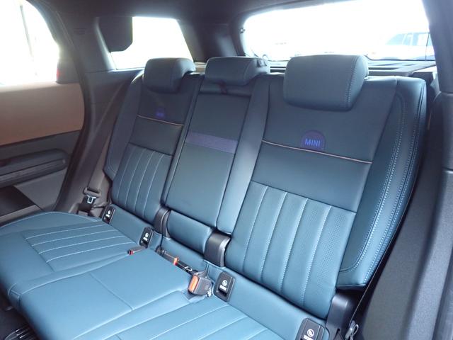 ＭＩＮＩ カントリーマンＤ　フェイバリット・トリム　フェイバリットトリム／Ｍパッケージ　新車保証継承　ＪＣＷスポーツシート　ベスキンダークペトロール　ステアリングヒーター　Ｈａｒｍａｎ／Ｋａｒｄｏｎ　３６０°カメラ　１８インチアステロイドスポーク　禁煙（35枚目）