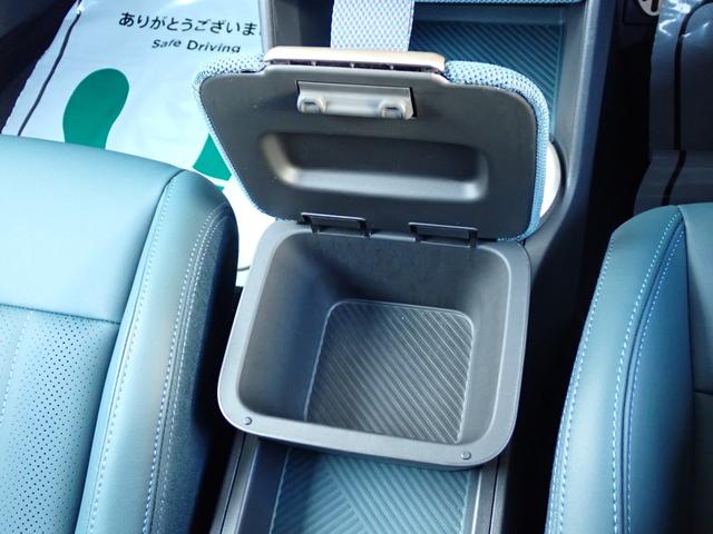 ＭＩＮＩ カントリーマンＤ　フェイバリット・トリム　フェイバリットトリム／Ｍパッケージ　新車保証継承　ＪＣＷスポーツシート　ベスキンダークペトロール　ステアリングヒーター　Ｈａｒｍａｎ／Ｋａｒｄｏｎ　３６０°カメラ　１８インチアステロイドスポーク　禁煙（45枚目）