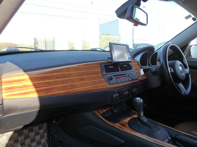 Z4 クーペ3.0si ブラウンレザー 直6エンジン/265馬力 Fエアロバンパー シートヒーター メモリーパワーシート レザースポーツステアリング カロッツェリアナビ ユピテル製ドラレコ キセノンヘッドライト ETC(18枚目)