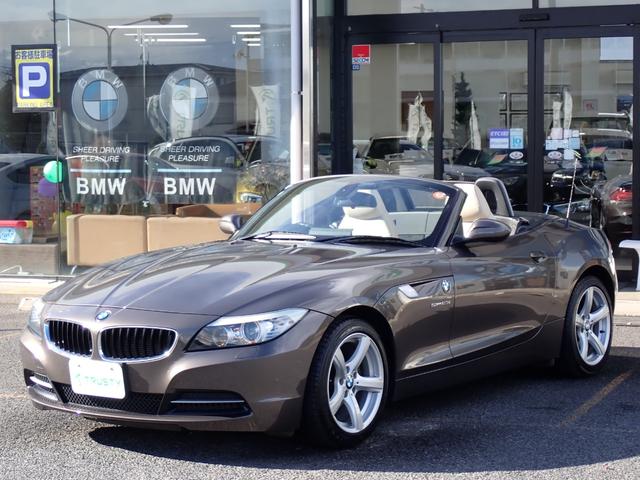 Ｚ４ ｓＤｒｉｖｅ２３ｉ　デザインピュアホワイト　ディーラー記録簿１４枚有　電動オープン　ホワイトレザー　シートヒーター　ウインドウリフレクター　ＨＤＤナビ　ＤＶＤ再生　ＥＴＣ　キセノンヘッドライト　純正１７インチＡＷ（21枚目）