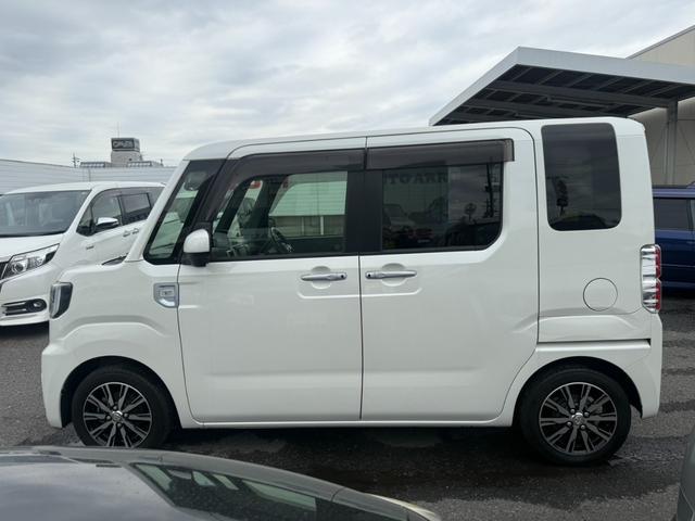 TOYOTA PIXIS MEGA G TURBO SA II