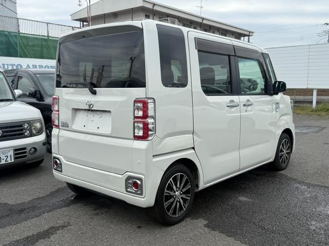 TOYOTA PIXIS MEGA G TURBO SA II