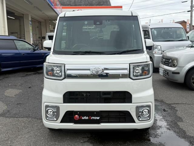 TOYOTA PIXIS MEGA G TURBO SA II