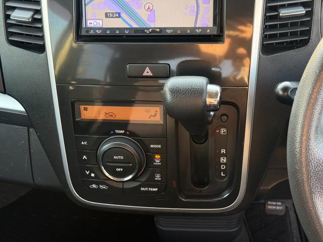 ワゴンＲスティングレー リミテッドＩＩ　ＴＶ付きナビ　ＥＴＣ　キーレス　プッシュスタート　オートエアコン　シートヒーター（9枚目）