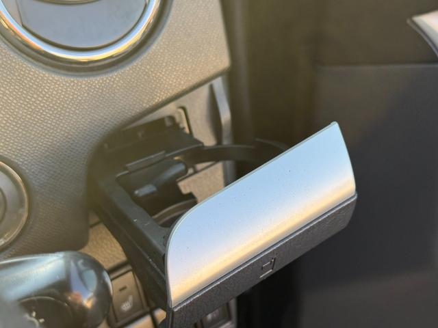 ワゴンＲスティングレー リミテッドＩＩ　ＴＶ付きナビ　ＥＴＣ　キーレス　プッシュスタート　オートエアコン　シートヒーター（18枚目）