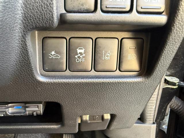 ナビ等の取付もお任せ下さい！！メーカー指定もＯＫです！また、「ナビってよくわからない」という方は、弊社のオススメナビをご提供致します☆その他、ドレスアップ等も受付中です！