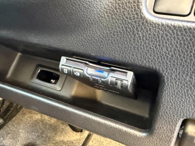 新車から高品質な中古車まで幅広く取り扱っております！地域の皆様のお役に立ちたい一心で営業中！スタッフ一同、元気な挨拶でお出迎えいたします。この後の写真もゆっくりとご覧ください♪