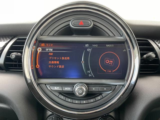 ＭＩＮＩ クーパーＳ　ＢＬＩＴＺ車高調　ＬＥＤヘッドライト　フォグライト　オートライト　１７ＡＷ　ＨＤＤナビ　Ｂｌｕｅｔｏｏｔｈ　ＵＳＢ　ＡＵＸ　キーレスエントリー　ＥＴＣ　ＭＴモード付　アイドリングストップ（57枚目）