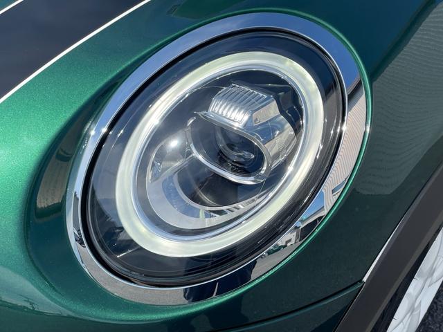 ＭＩＮＩ クーパーＳ　ＡＣＣ　インテリジェントセーフティ　ＨＵＤ　ドライビングモード　パドルシフト　バックカメラ　ＰＤＣ　パークアクシス　ユニオンジャックテール　ナビ　Ｂｌｕｅｔｏｏｔｈ　ＵＳＢ　ＭＴモード　ＥＴＣ（12枚目）