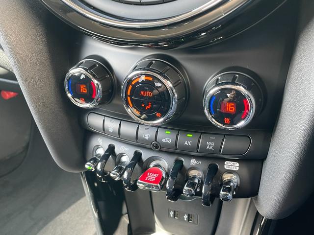 ＭＩＮＩ クーパーＳ　ＡＣＣ　インテリジェントセーフティ　ＨＵＤ　ドライビングモード　パドルシフト　バックカメラ　ＰＤＣ　パークアクシス　ユニオンジャックテール　ナビ　Ｂｌｕｅｔｏｏｔｈ　ＵＳＢ　ＭＴモード　ＥＴＣ（62枚目）