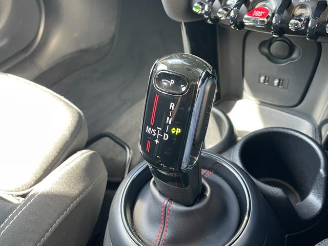 ＭＩＮＩ クーパーＳ　ＡＣＣ　インテリジェントセーフティ　ＨＵＤ　ドライビングモード　パドルシフト　バックカメラ　ＰＤＣ　パークアクシス　ユニオンジャックテール　ナビ　Ｂｌｕｅｔｏｏｔｈ　ＵＳＢ　ＭＴモード　ＥＴＣ（64枚目）