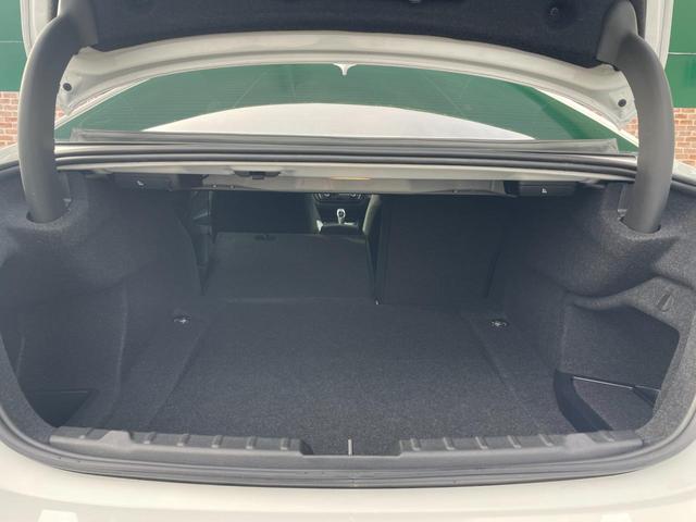 ４シリーズ ４２０ｉクーペ　Ｍスポーツ　ｐｅｒｆｏｒｍａｎｃｅキャリパー　ＡＣＣ　インテリジェントセーフティ　ドライビングモード　パドルシフト　１９インチＡＷ　ナビ　Ｂｌｕｅｔｏｏｔｈ　フルセグＴＶ　ＤＶＤ　ＣＤ　ＵＳＢ　バックカメラ（46枚目）