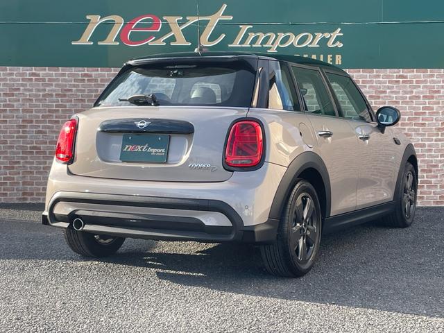 MINI クーパーD クラシック・トリム LCI applecarplay ACC インテリジェントセーフティ デジタルメーター ユニオンジャックテール LEDヘッドライト ハーフレザーシート ETC2.0 ドライビングモード バックカメラ(29枚目)