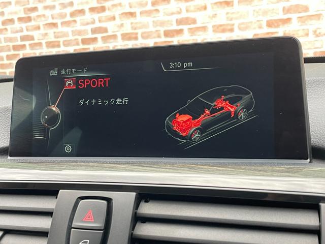 インテリジェントセーフティーも装備です♪車線変更警告もついています♪