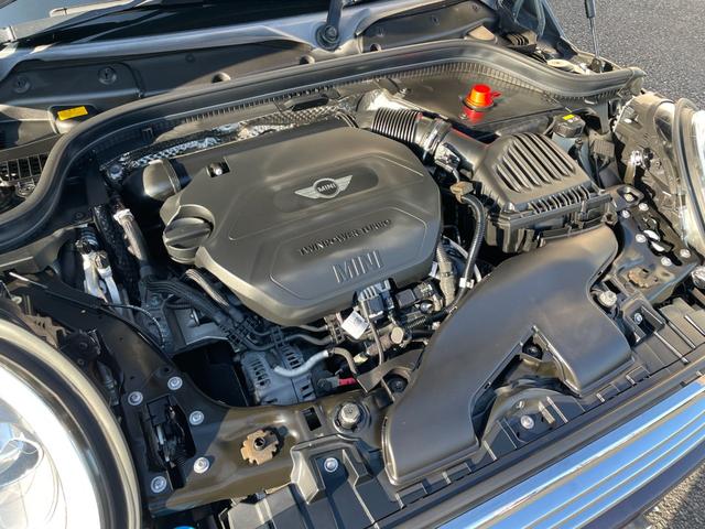 ＭＩＮＩ クーパーＤ　レザーシート　サテライトグレー　シートヒーター　クルーズコントロール　コンフォートアクセス　ＬＥＤヘッドライト・フォグ　オートライト　ナビ　Ｂｌｕｅｔｏｏｔｈ　ＵＳＢ　ＥＴＣ　１６ＡＷ　ＭＴモード付（41枚目）