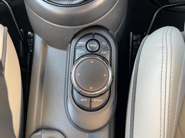 ＭＩＮＩ クーパーＤ　レザーシート　サテライトグレー　シートヒーター　クルーズコントロール　コンフォートアクセス　ＬＥＤヘッドライト・フォグ　オートライト　ナビ　Ｂｌｕｅｔｏｏｔｈ　ＵＳＢ　ＥＴＣ　１６ＡＷ　ＭＴモード付（61枚目）