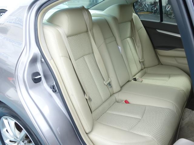 250GT 禁煙車 純正CDオーディオ CD再生 AUX接続 スマートキー ETC ハーフレザーシート パワーシート オートエアコン オートライト HIDヘッドライト 純正17インチアルミ(46枚目)
