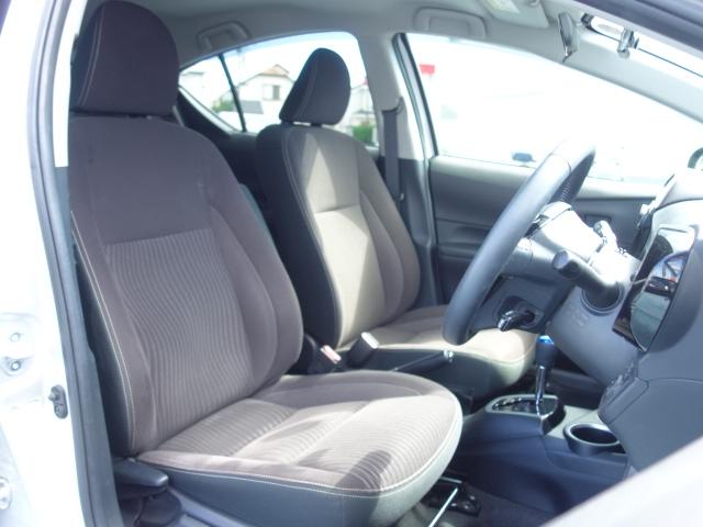G 禁煙車 社外CDデッキ スマートキー ETC クルーズコントロール ブレーキアシスト レーンキーピング サイドバイザー オートエアコン オートライト Wエアバック ABS(45枚目)