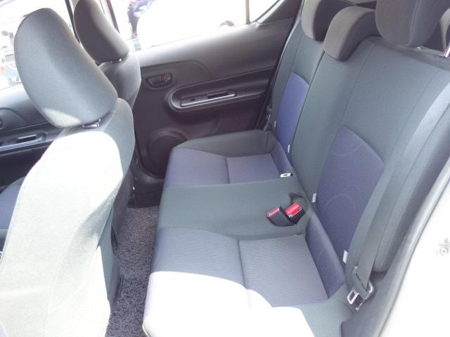 S ワンオーナー 禁煙車 純正SDナビ CD再生 Bluetooth対応 地デジTV キーレス ETC オートエアコン サイドバイザー Wエアバック ABS 記録簿付(18枚目)