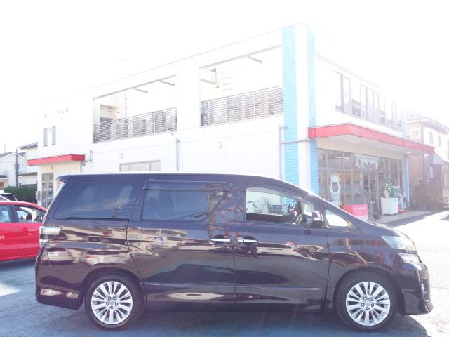 2.4Z 禁煙車 社外HDDナビ CD・DVD再生 録音機能 Bluetooth対応 フルセグTV 後席モニター スマートキー ETC バックカメラ コーナーセンサー パワースライドドア 純正18インチアルミ(5枚目)