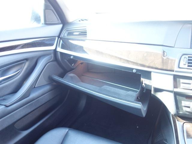 523i ハイラインパッケージ 本革シート 禁煙車 純正HDDナビ Bluetooth対応 地デジTV スマートキー ETC バックカメラ コーナーセンサー クルーズコントロール シートヒーター アイドリングストップ パワーシート(13枚目)