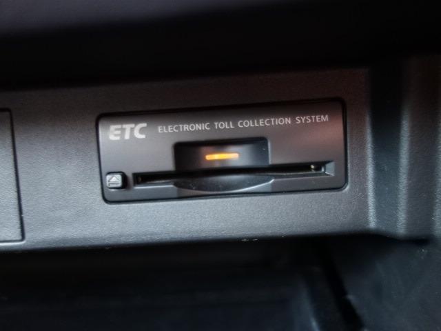250GT ハーフレザーシート 禁煙車 純正HDDナビ フルセグTV スマートキー ETC バックカメラ サイドカメラ クルーズコントロール パワーシート シートメモリー HIDヘッドライト(29枚目)