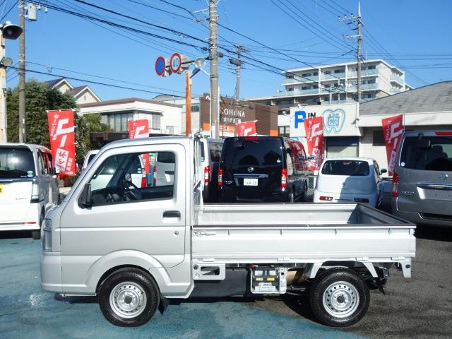 KCエアコン・パワステ 4WD 5速マニュアル 禁煙車 純正AM・FMラジオ ヘッドライトレベライザー エアコン Wエアバック ABS(6枚目)