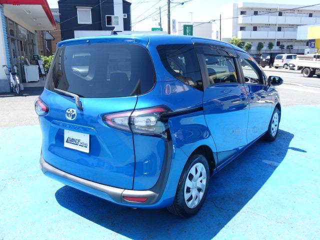 G 禁煙車 社外メモリーナビ CD・DVD再生 USB接続 Bluetooth対応 フルセグTV スマートキー ETC バックカメラ ブレーキアシスト レーンキーピング(9枚目)
