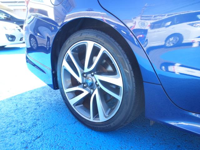 1.6GT-Sアイサイト ワンオーナー 禁煙車 純正メモリーナビ Bluetooth対応 フルセグTV スマートキー ETC バックカメラ アダプティブクルーズコントロール パドルシフト アイサイト 記録簿付(24枚目)