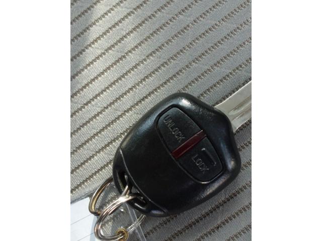 J 禁煙車 純正CDオーディオ AUX接続 キーレス ブレーキアシスト Wエアバック ABS(29枚目)