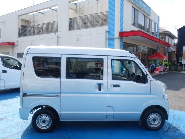 日産 ＮＶ１００クリッパーバン