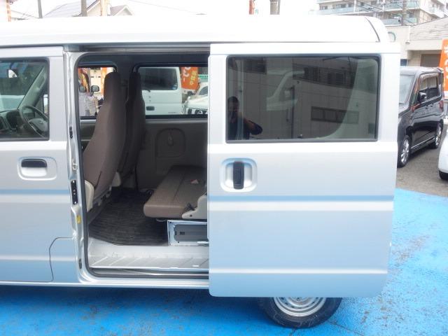 日産 ＮＶ１００クリッパーバン