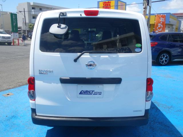 日産 ＮＶ２００バネットバン