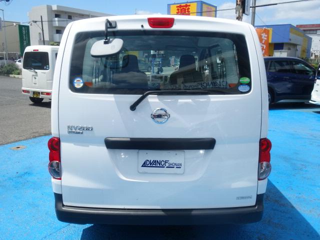 日産 ＮＶ２００バネットバン