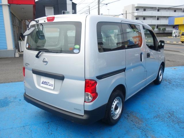 日産 ＮＶ２００バネットバン