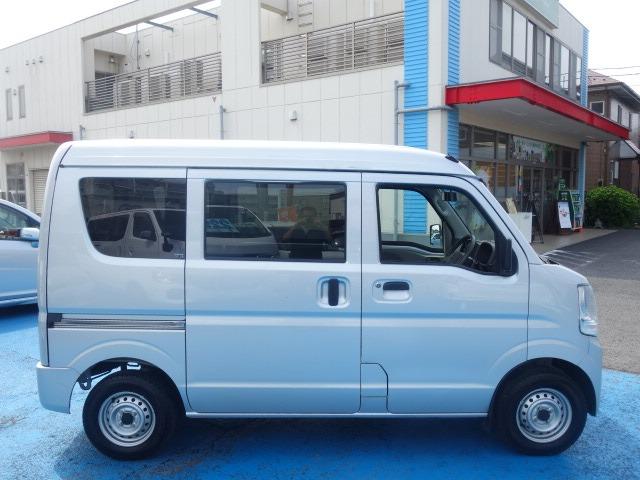 日産 ＮＶ１００クリッパーバン