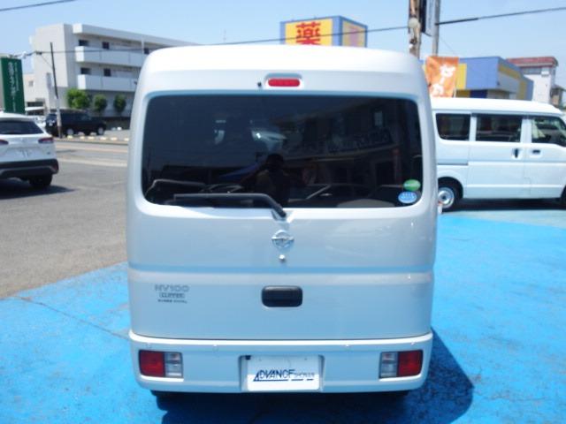 ＮＶ１００クリッパーバン ＤＸ　ＧＬセーフティパッケージ　禁煙車　ハイルーフ　社外メモリーナビ　ＣＤ再生　録音機能搭載　Ｂｌｕｅｔｏｏｔｈ接続　ＵＳＢ接続　ミュージックプレイヤー接続　バックカメラ　ＥＴＣ　キーレス　両側スライドドア　ブレーキアシスト（8枚目）